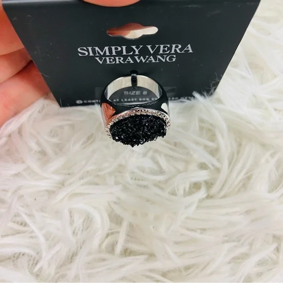 NWT SIMPLY VERA VERA WANG silver recycled, metal and black stone ring size 8 - Picture 6 of 9